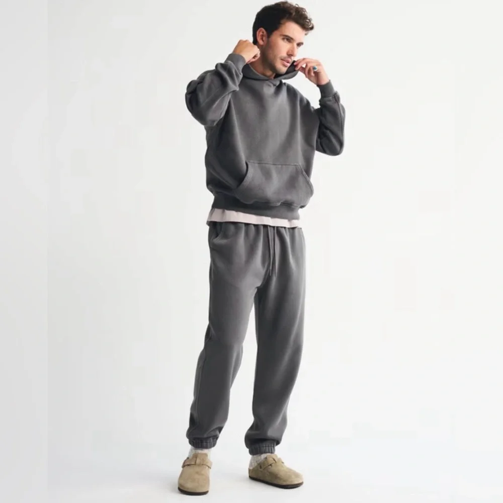 Abercrombie & Fitch - Essential Cinched Sweatpant - Large